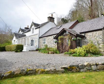 Dunollie House & Byre | Inverness & Loch Ness | Unique Cottages